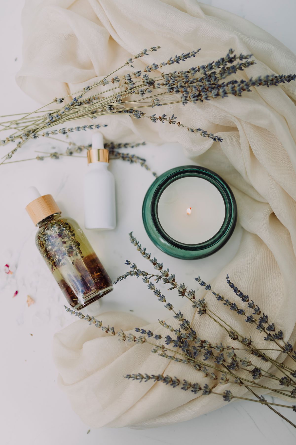 Spa ambiance at Lee Nails Spa & Bar, Huntersville NC